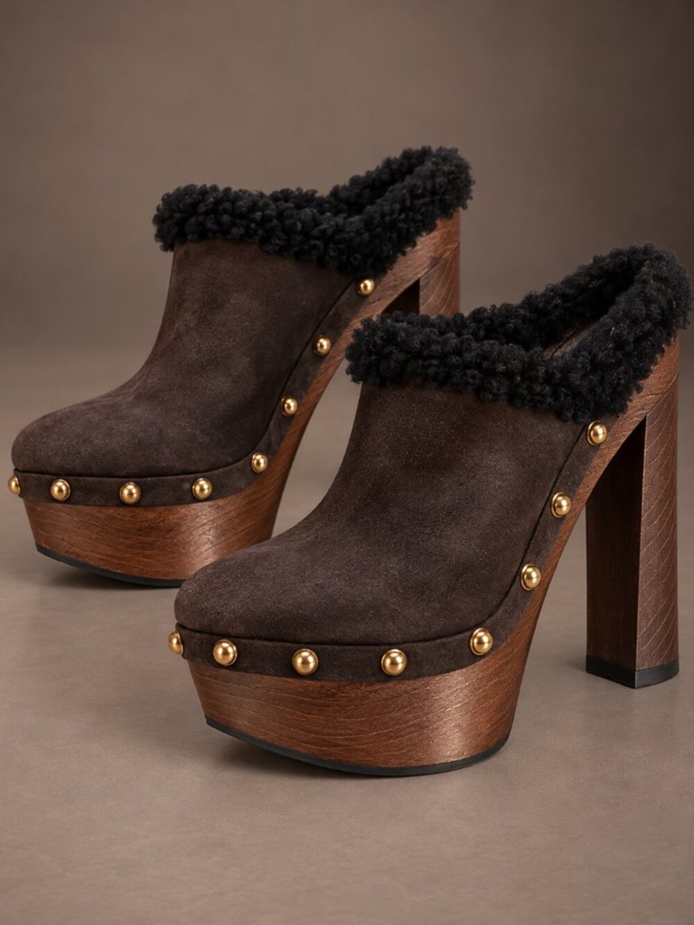 Gucci Brown Suede Shearling Studded Platform Clogs Wood Block Heel Mule Italy 35